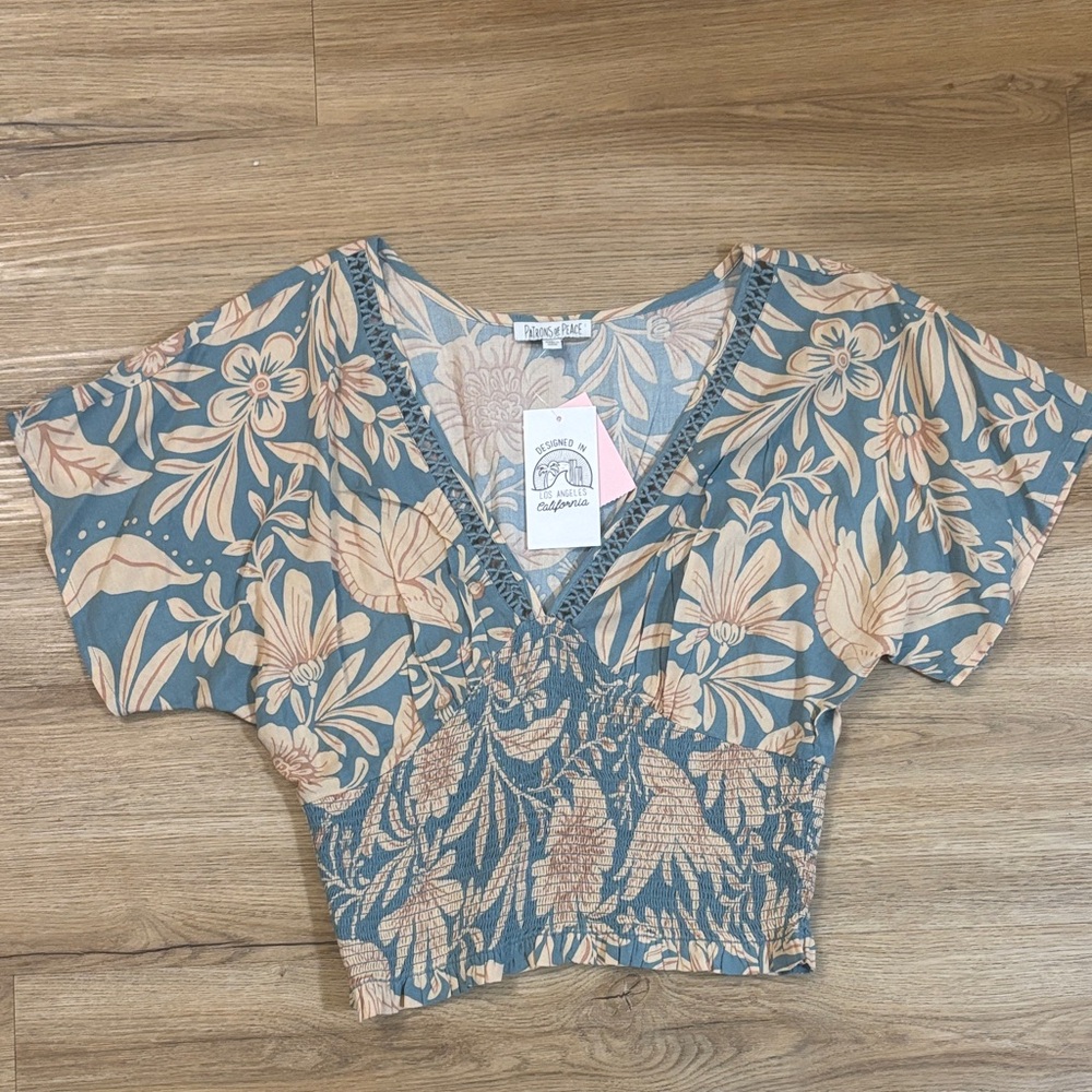 Patrons of Peace Floral cropped shirt